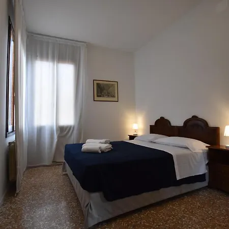 Apartament Giglio House Sestiere San Marco *